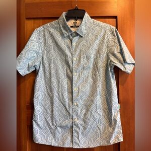 Men's Vissla Blue Patterned Shirt Size S, EUC